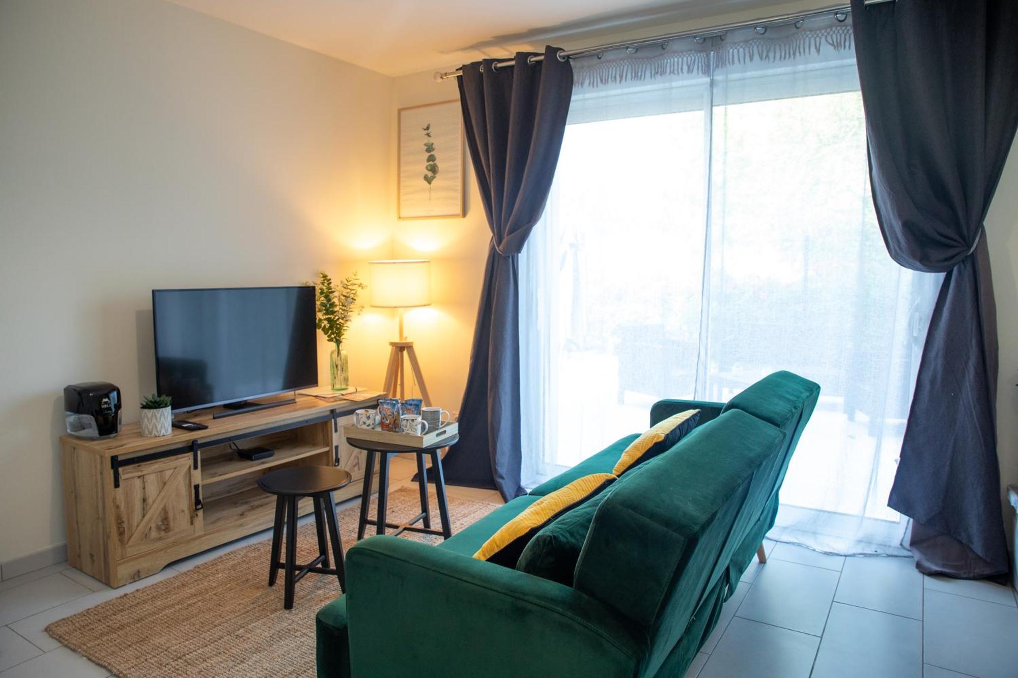 Djial - Proche De Cdg Et Du Parc Asterix Apartment Dammartin-en-Goele Ngoại thất bức ảnh